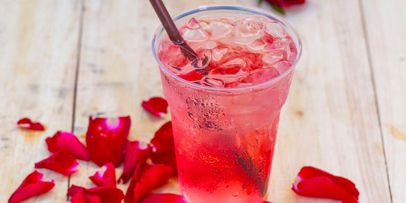 Properties of rose water for stress1 - هر چیزی که درباره خواص گلاب بدانید