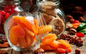 میوه‌های خشک چند کالری دارند