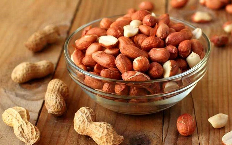 بهترین روش مصرف بادام‌زمینی چیست